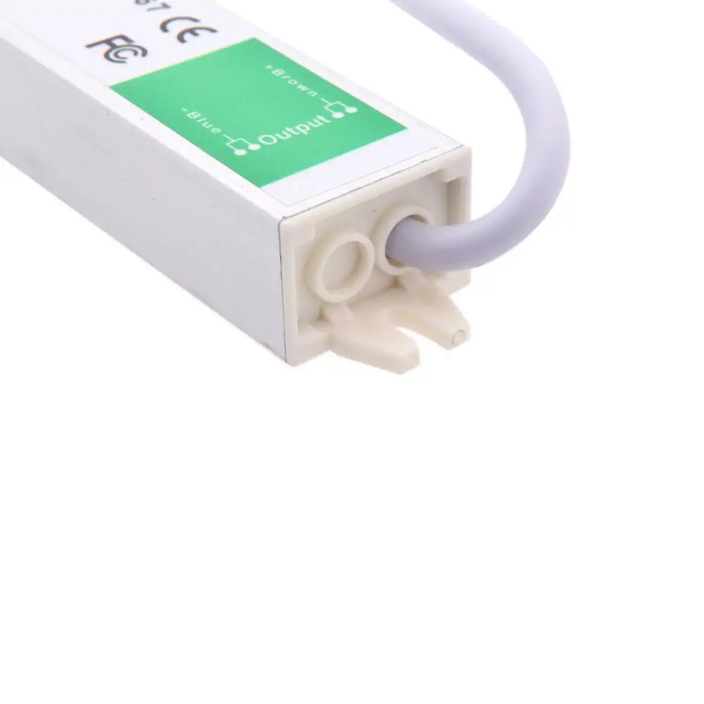 30W AC110 230V To DC 12V 24v D - огляд і ціна Outdoor Use Power Strip